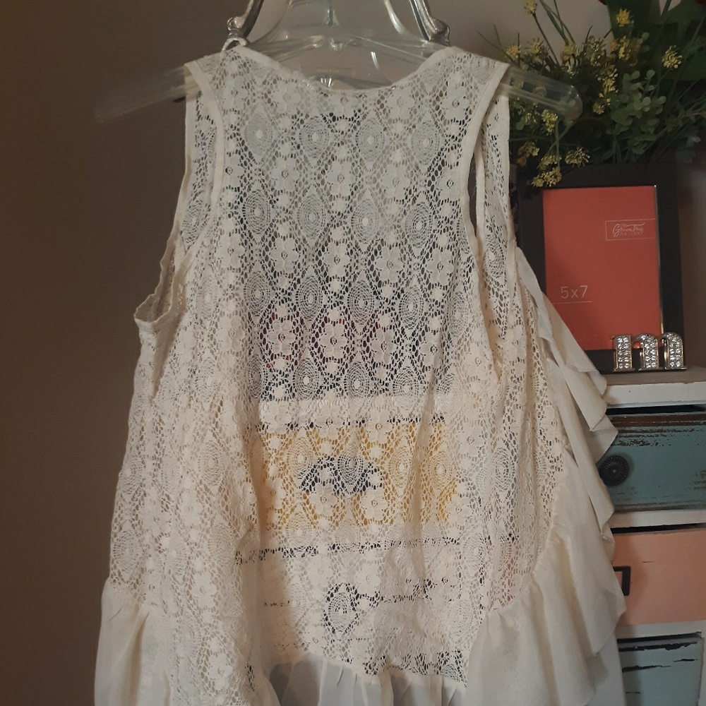 Vest~Flow With Me - Picture 3 of 4